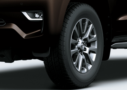 bánh xe lớn toyota land cruiser prado