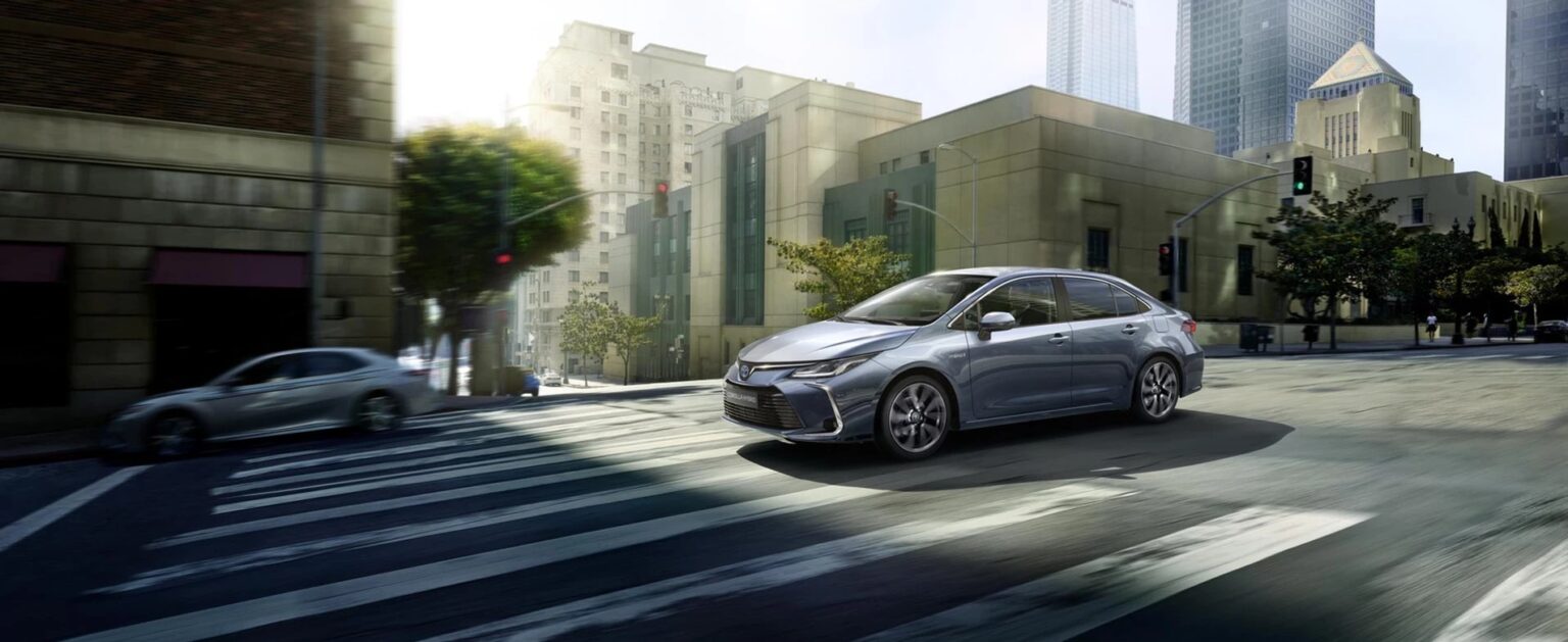 banner toyota corolla altis 3