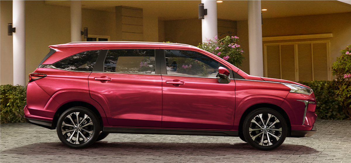 banner toyota veloz cross