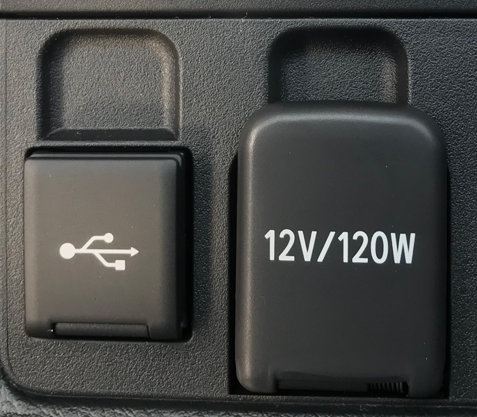 cong aux toyota land cruiser prado