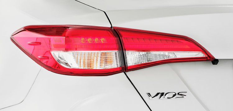 cụm đèn sau toyota vios