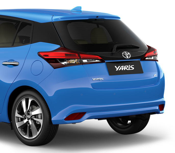 đuôi xe toyota yaris