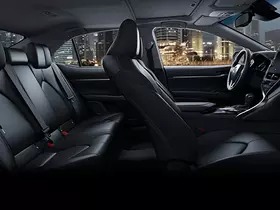 hàng ghế sau toyota camry