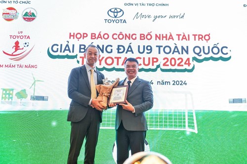 giải bóng đá u9