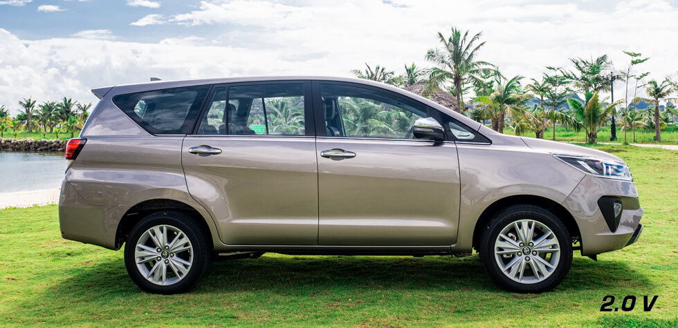 toyota innova 3